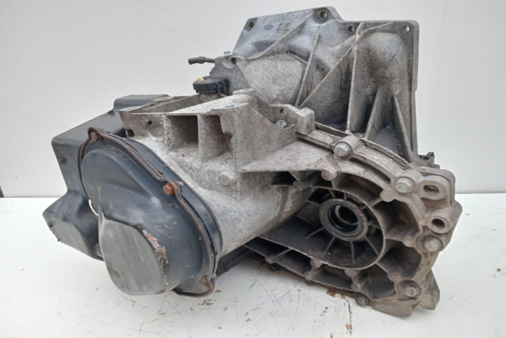 Cutie viteza 1.4 TDCI 2N1R7002EC Ford Fiesta 5 [2001 - 2007]