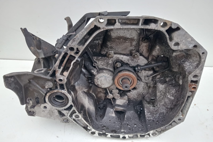 Cutie viteza 1.5 dci 8200166686 Renault Megane 2 [2002 - 2006]