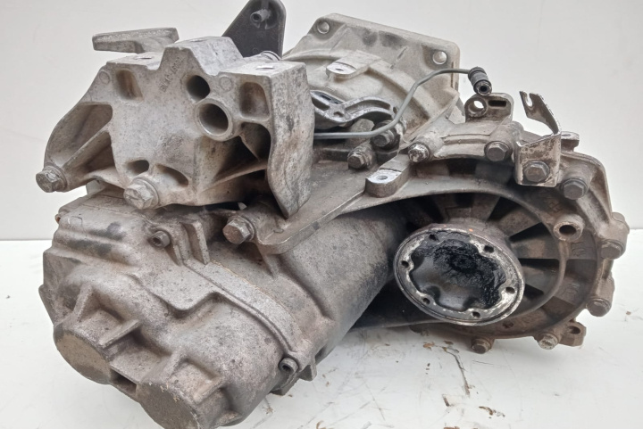 Cutie viteza 1.6 tdi 6 trepte MYP Skoda Superb 2 [2008 - 2013]