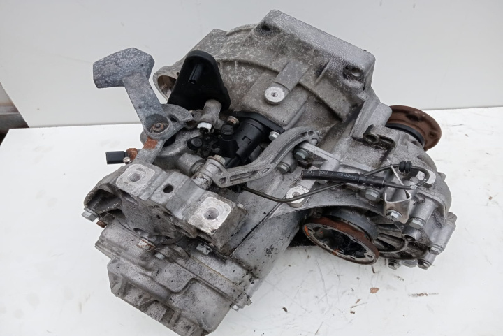 Cutie viteza 1.6 tdi 6 trepte MYP Volkswagen VW Passat B7 [2010 - 2015]