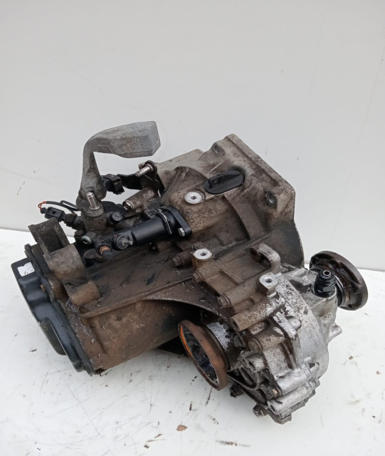Cutie viteza 1.9 tdi 5 trepte EGS Volkswagen VW Bora [1998 - 2005]