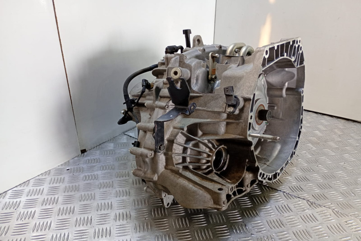 Cutie viteza automata AC46000 Nissan Juke YF15 [facelift] [2012 - 2020]