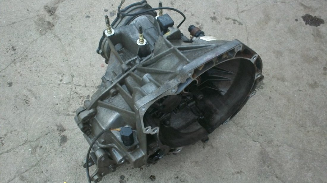 Cutie viteza Ford Fiest Mk4 motor 1 3 benzina an 1999