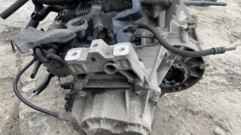 Cutie viteza manuala 6 trepte VW Golf 5/ Seat / Skoda / Aud A3 1.6FSI cod 02T301103T / HBM