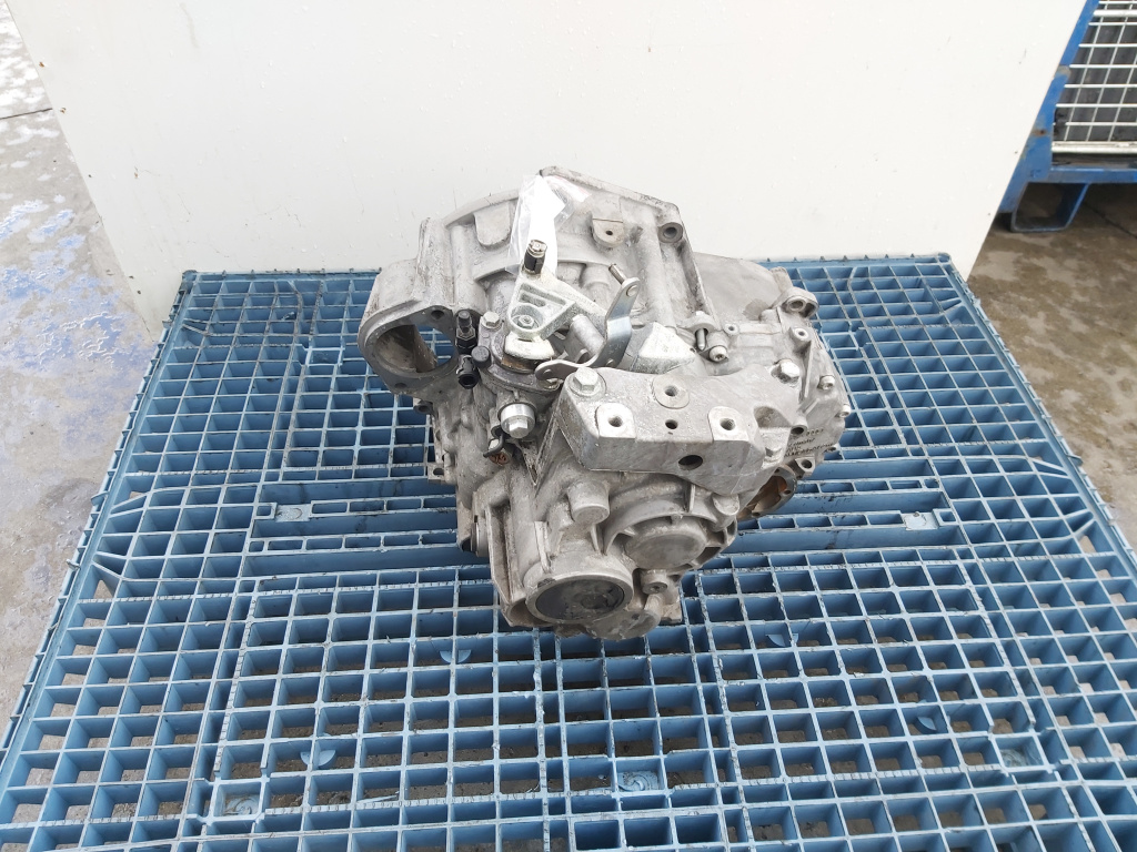 Cutie viteza manuala, cod HDV, Audi A3 Sportback (8PA) 2.0 16v TDI, BKD, 6 vit man (idi:691213)