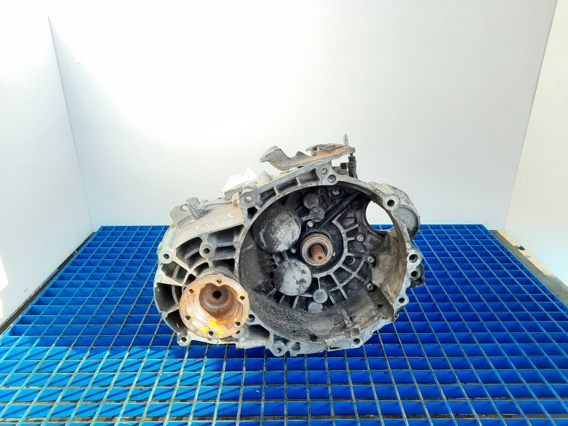 Cutie viteza manuala, cod KXX, VW Passat (3C2), 2.0 TDI, CBA, 6 vit man (pr:110747)