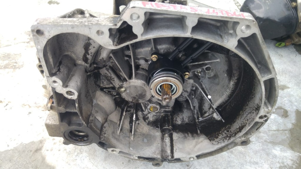 Cutie viteza manuala ford fiesta 5 1.4 tdci f6jb 2n1r-7f096-ab