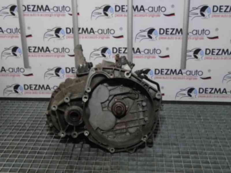 Cutie viteza manuala GM55350375, Opel Vectra C combi, 1.9cdti