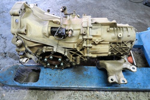 Cutie viteze 0a2300040nx hxr manuala 6 trepte audi a4 b7 2.7 tdi