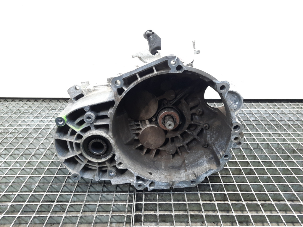 Cutie viteze 4x4, cod KDZ, Audi A3 Sportback (8PA) BMN, 2.0 TDI, 6 vit man (idi:490963)