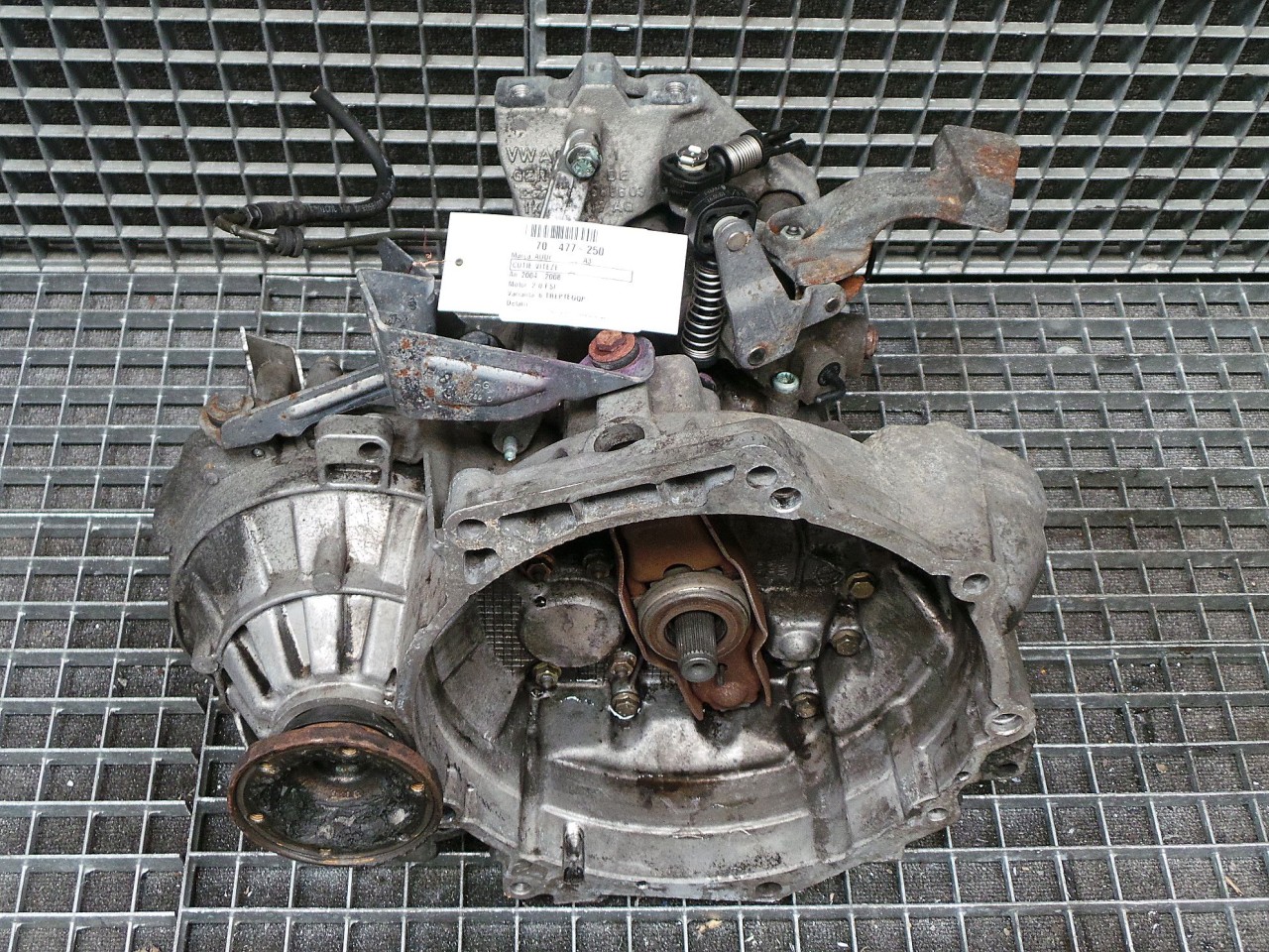CUTIE VITEZE AUDI A3 2.0 FSI - (2004 2007)