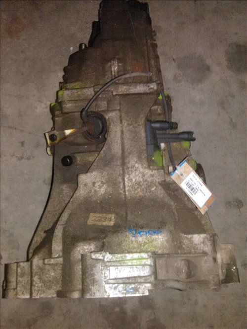 Cutie viteze AUDI A4 1.6 benzina an fabr.2000