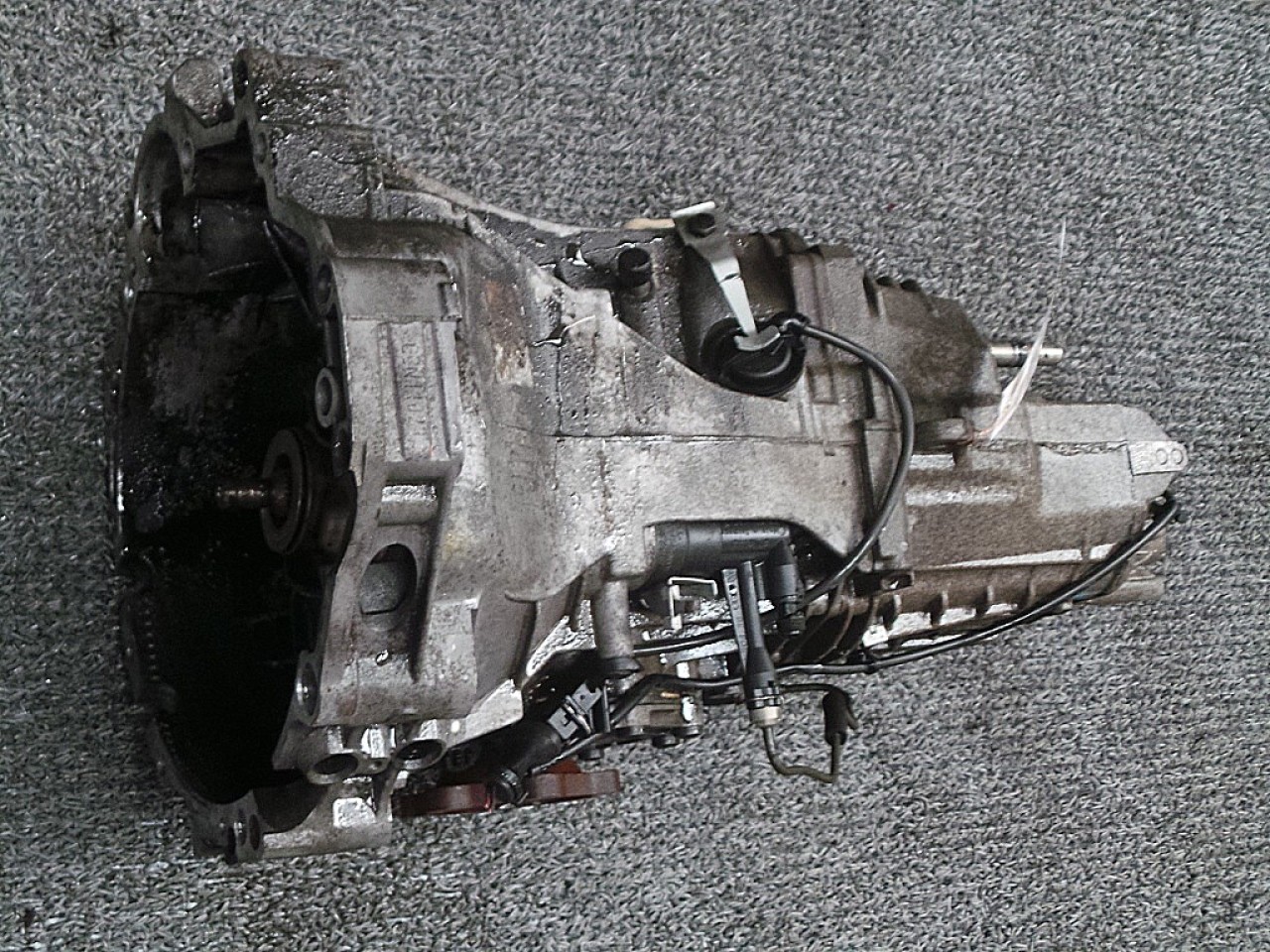 CUTIE VITEZE AUDI A4 2.0 FSI - (2001 2004)