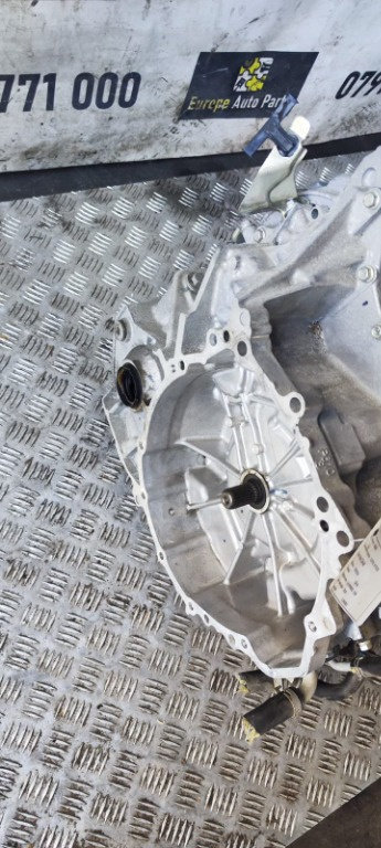 Cutie viteze automata Toyota C-HR 1.8 Hybrid cod motor 2ZR an de fabricatie 2019 cod P2030519