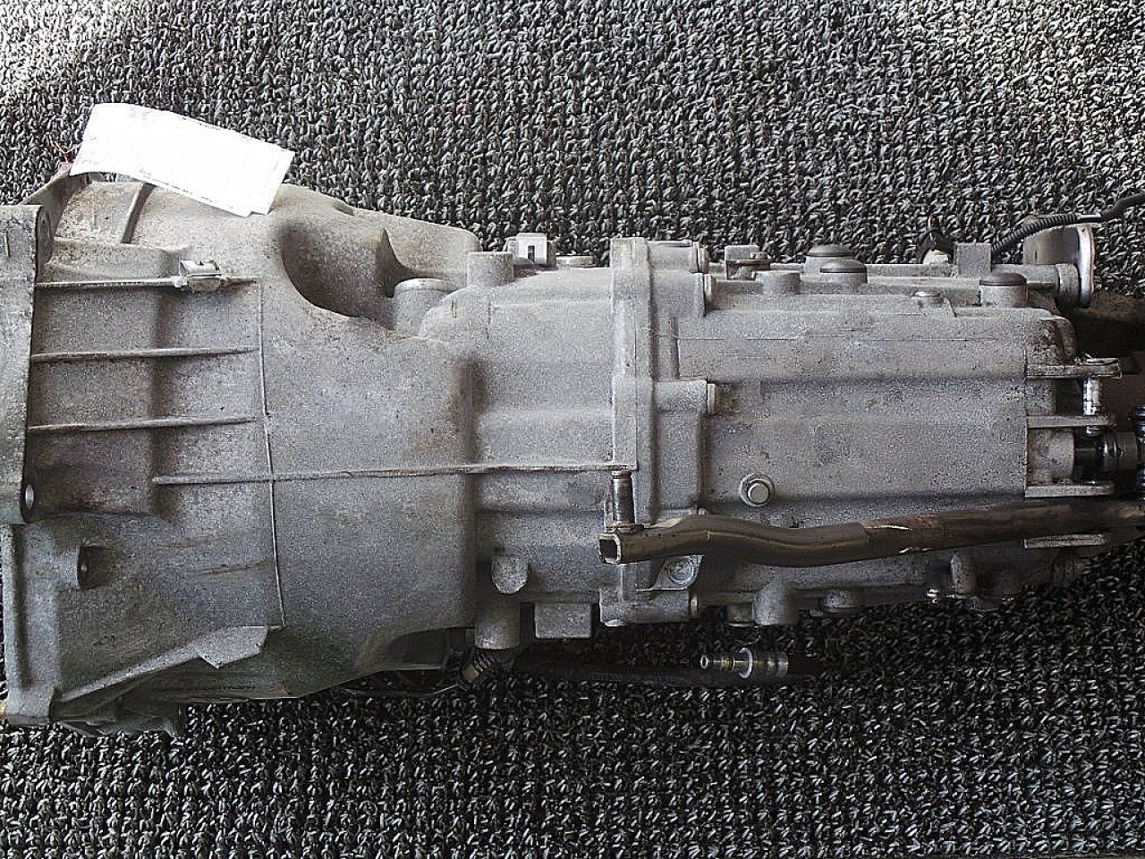 CUTIE VITEZE BMW SERIA 5 E 60 2.0 D - (2004 2007)