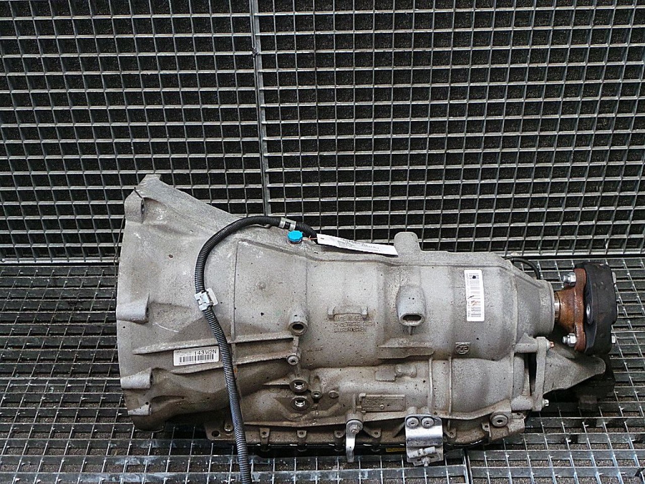 CUTIE VITEZE BMW SERIA 5 E 60 SERIA 5 E 60 2.0 D - (2007 2010)