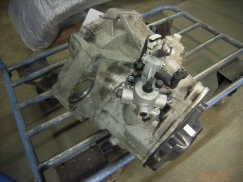 Cutie Viteze Cod 02t301103j Seat Cordoba 1 2 12v Azq Bme