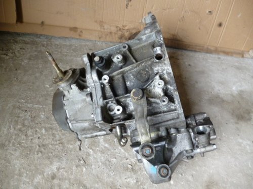 Cutie Viteze Cod 20dm19 Peugeot 206 2 0 Hdi Rhy 90 De Cai
