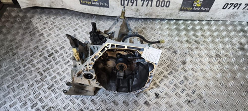 Cutie viteze Dacia Duster 1.6 SCe transmisie manualata 5+1 an 2017 cod motor H4M738 cod JR5395 / 320...