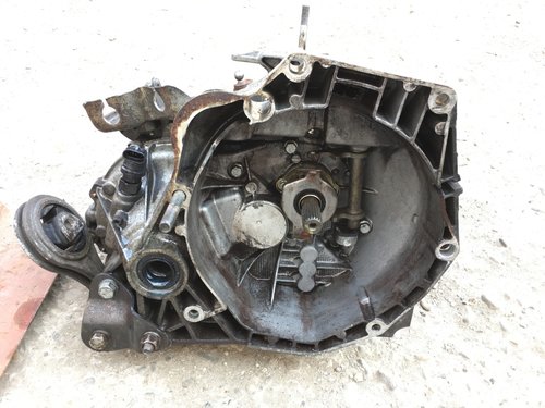 Cutie Viteze Fiat Doblo 1.3JTD 2005 - 2010