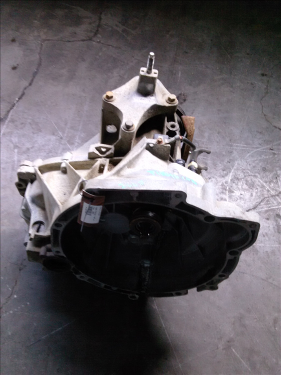 Cutie viteze FORD FIESTA 1.4B an fabr. 2007