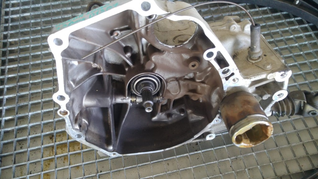 Cutie viteze manuala 1.3 b d13b7 honda logo s7b-1024165