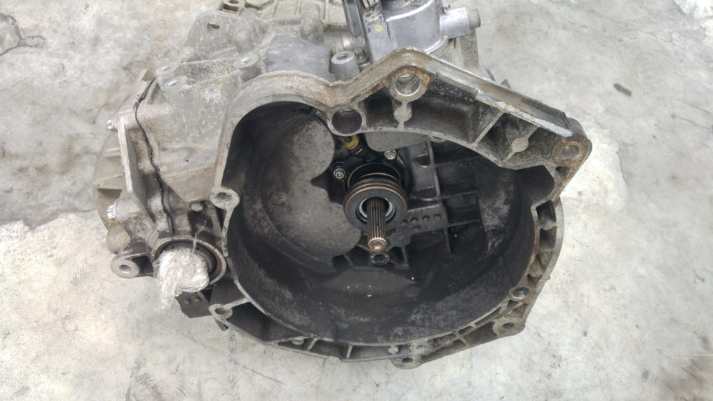 Cutie viteze manuala 1.3 cdti z13dth opel corsa d 55193621