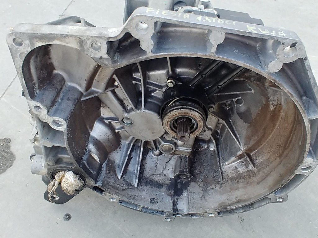 Cutie viteze manuala 1.4 tdci kvja ford fiesta 6 aa6r7002bbc 2n1r-7f096-b