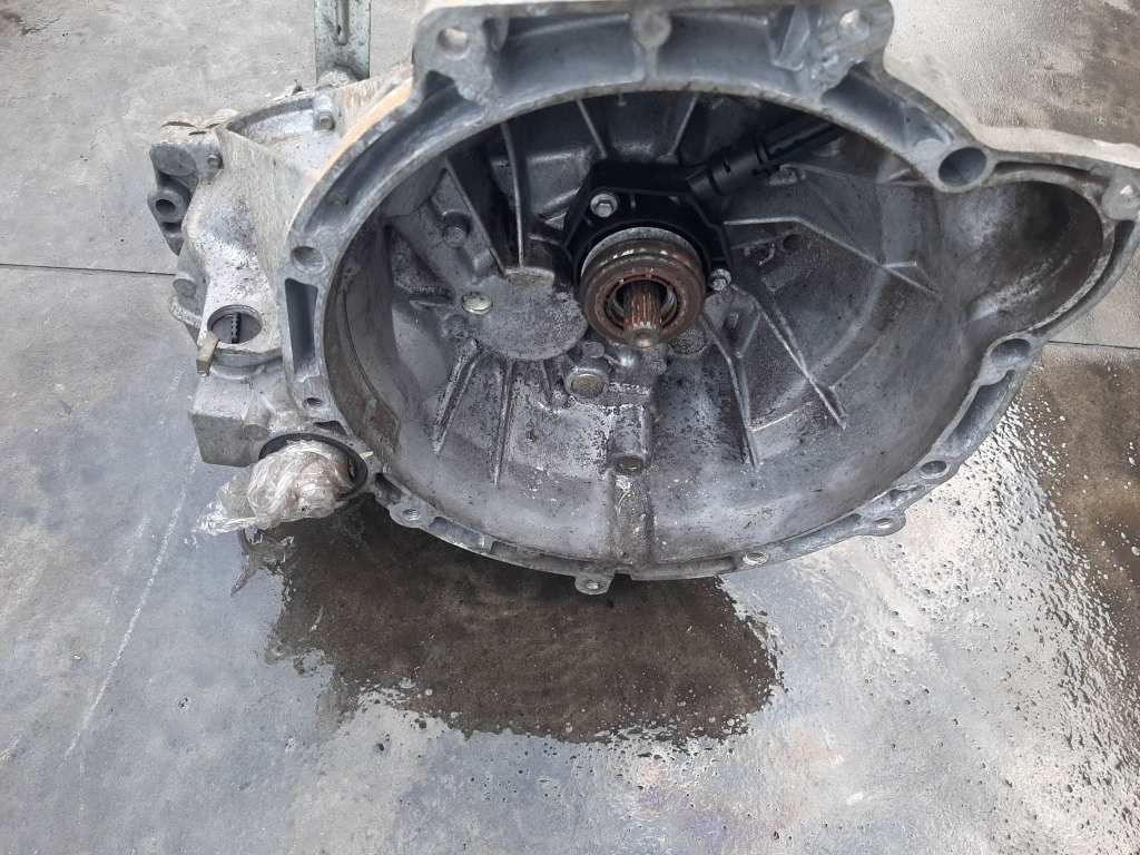 Cutie viteze manuala 1.6 b hxda ford focus 2 3m5r7002nb