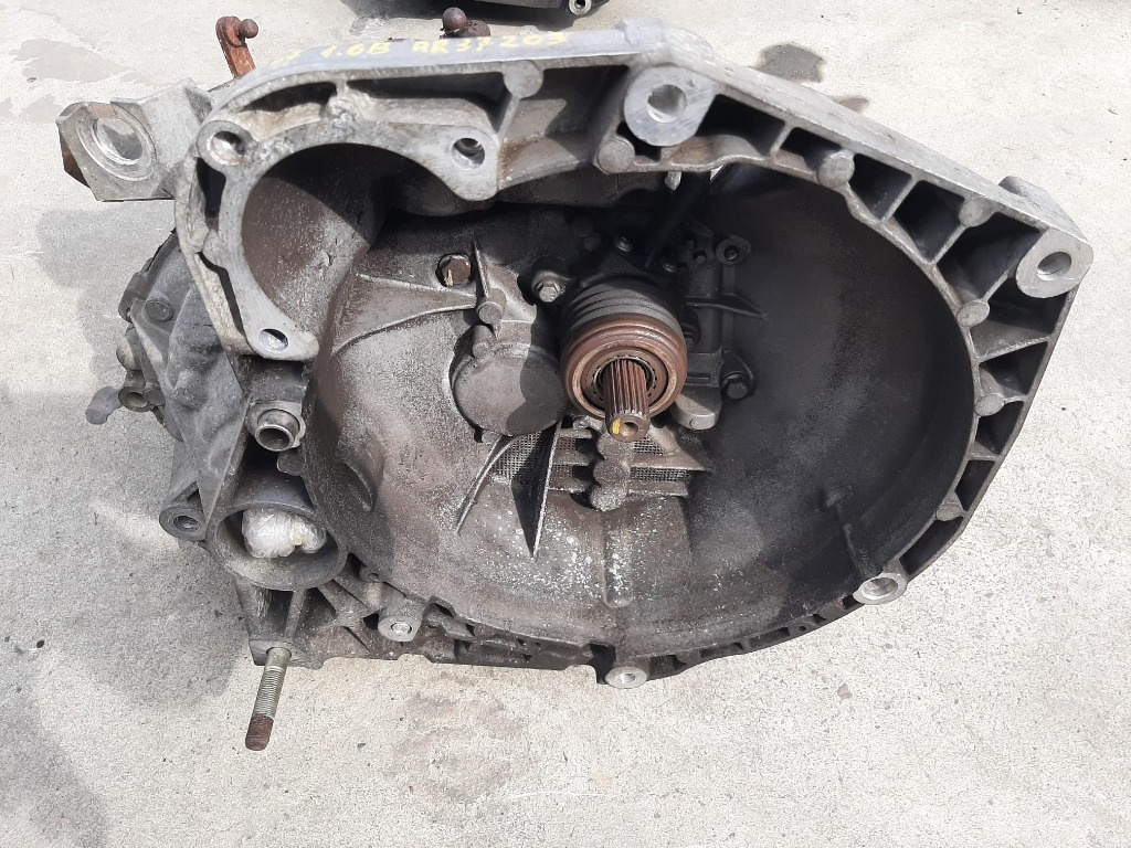 Cutie viteze manuala 1.6b ar37203 alfa romeo 147