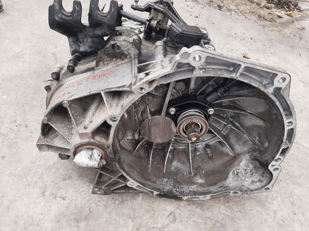 Cutie viteze manuala 1.8 tdci kkda ford focus 2 4m5r-7f096-ya