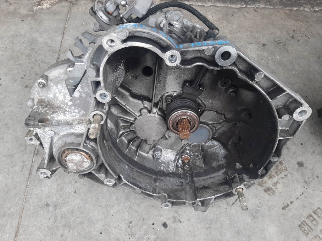 Cutie viteze manuala 1.9 d 192a8000 120 cp fiat stilo c605