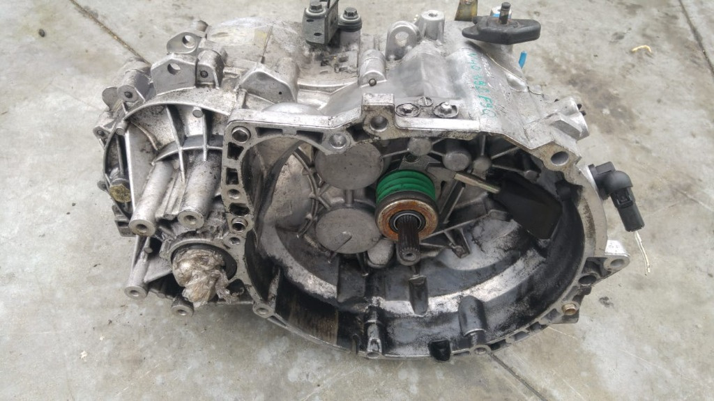 Cutie viteze manuala 1.9 d volvo v40 f9q 1023625