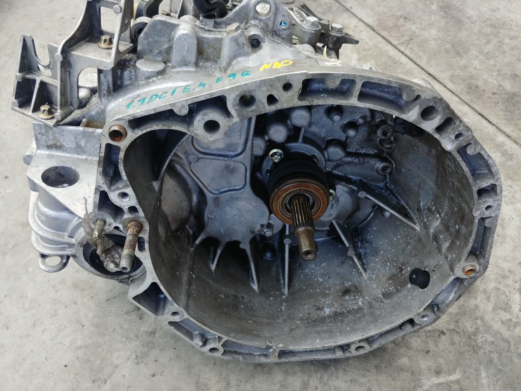 Cutie viteze manuala 1.9 dci f9q renault megane 2 euro 4 8200361232