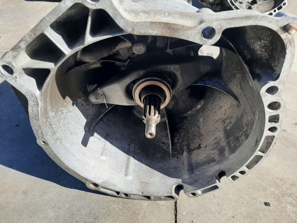 Cutie viteze manuala 2.0 d 136 cp bmw seria 5 e39 2300-1434404