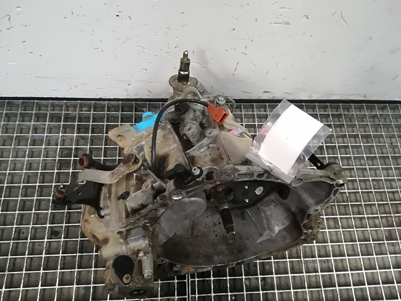 Cutie viteze manuala 20DM47, Peugeot Partner (I) Combispace, 1.9 (pr:110747)