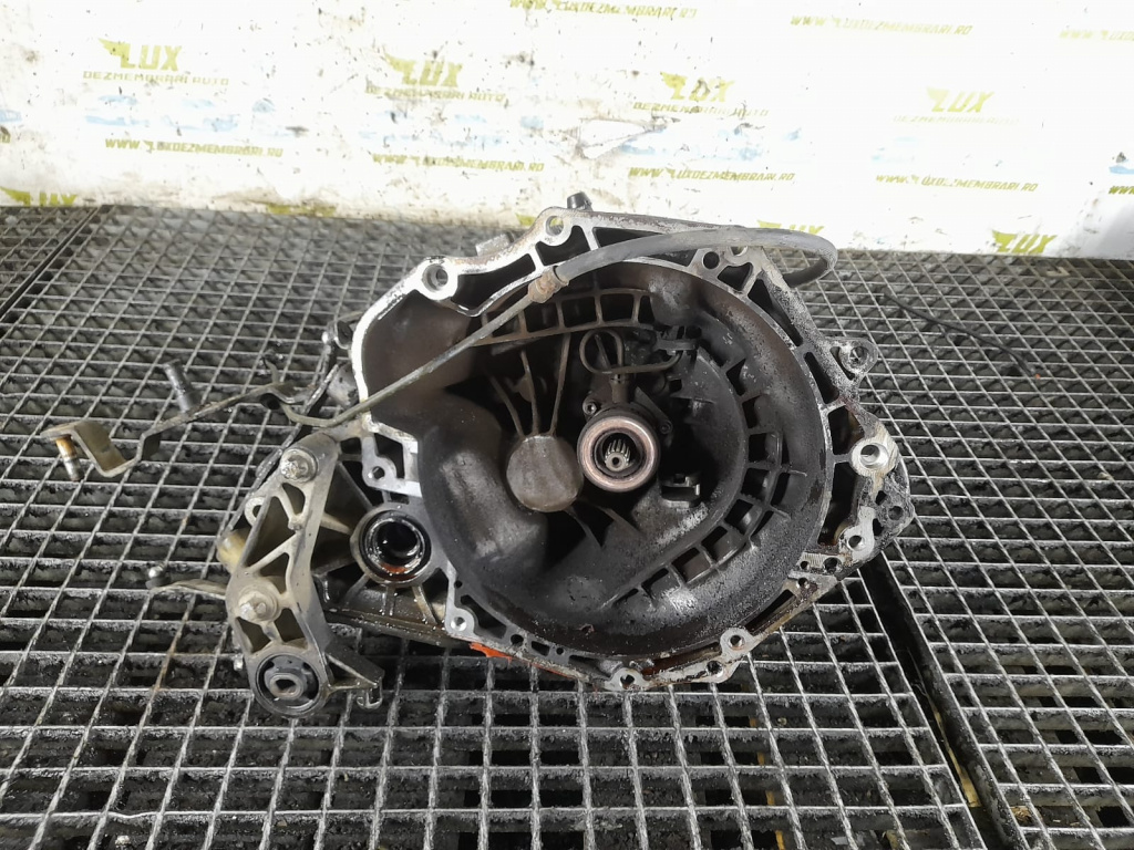 Cutie viteze manuala 24441549 5 trepte 1.2 benzina Opel Corsa C [2000 - 2003] 1.2 benzina Z12XE