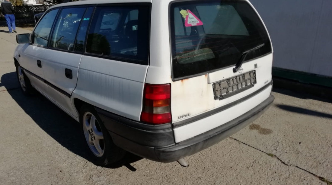 CUTIE VITEZE MANUALA 5+1 TREPTE OPEL ASTRA F BREAK 1.4 i 16V 66KW 90CP FAB. 1991 - 1999 ZXYW2018ION