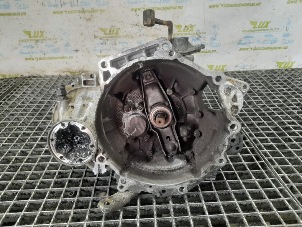 Cutie viteze manuala 5 trepte 1.9 TDI EBF Audi A3 8L [1996 - 2000]