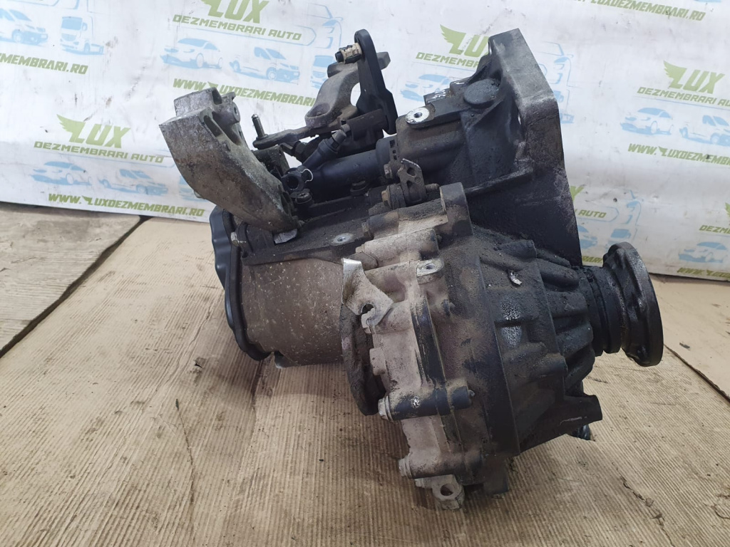Cutie viteze manuala 5 trepte 2.0 tdi KQM Volkswagen VW Golf 6 [2008 - 2015]