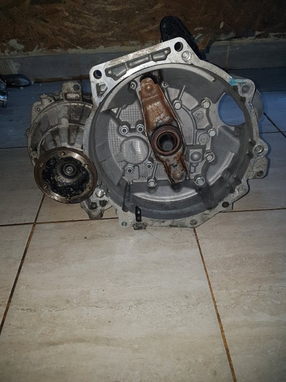 Cutie viteze manuala 5 trepte cod kbl vw golf 6 1.6 tdi 105 cai cay