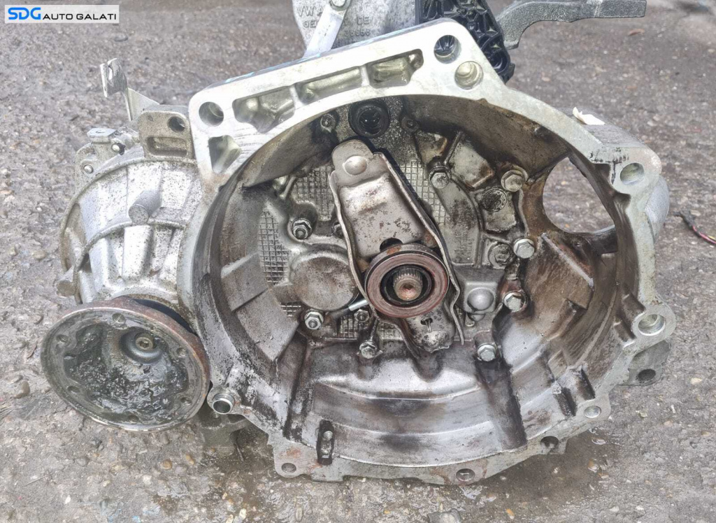 Cutie Viteze Manuala 5 Trepte Cod KQM Skoda Octavia 2 2.0 TDI 2008 - 2013 [X3799]