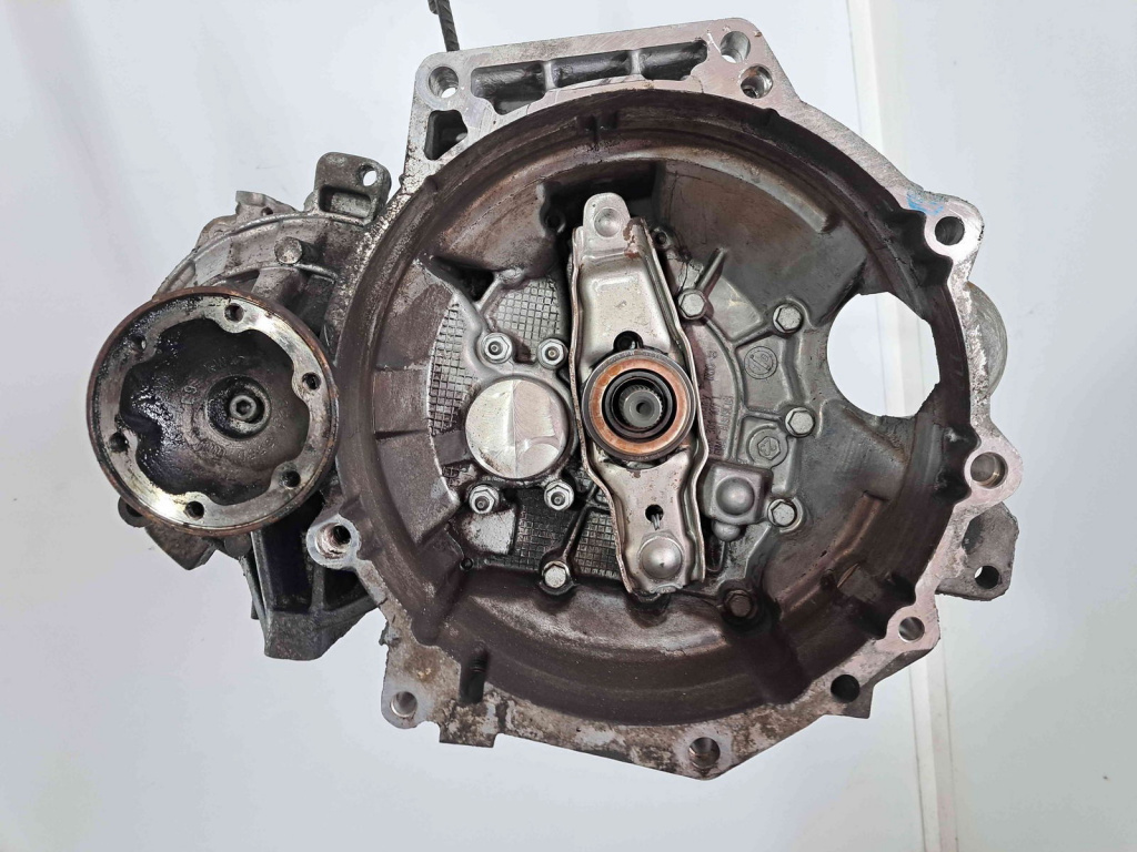 Cutie viteze manuala 5 trepte Seat Toledo 4 (KG3) [Fabr 2012-2018] 1.6 TDI CAYC 77KW / 105CP