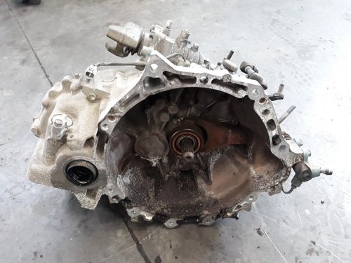Cutie viteze manuala 5 trepte toyota yaris p9 1.4 d-4d 1nd-tv nlp90 1n-p72l dupa 2005