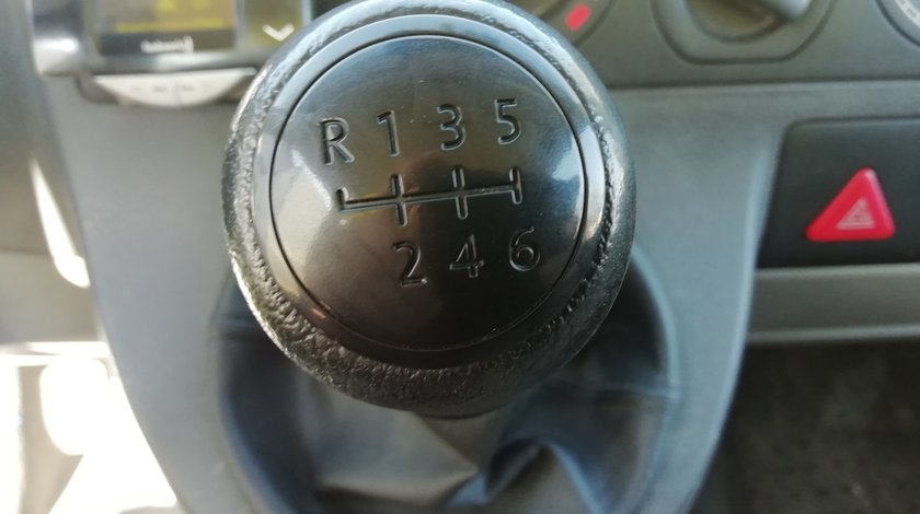 Cutie viteze manuala 6+1 vw transporter t5 motor 2.5 AXD