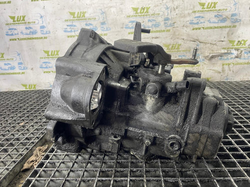 Cutie viteze manuala 6 trepte 1.9 tdi JYK Volkswagen VW Golf 5 [2003 - 2009]