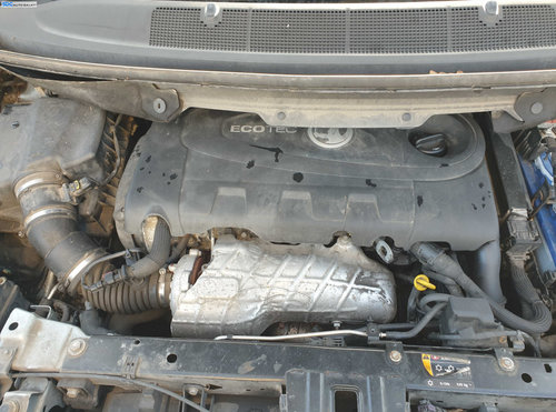 Cutie Viteze Manuala 6 Trepte Cod F40 Opel Astra J 2009 - 2016 [K4235]