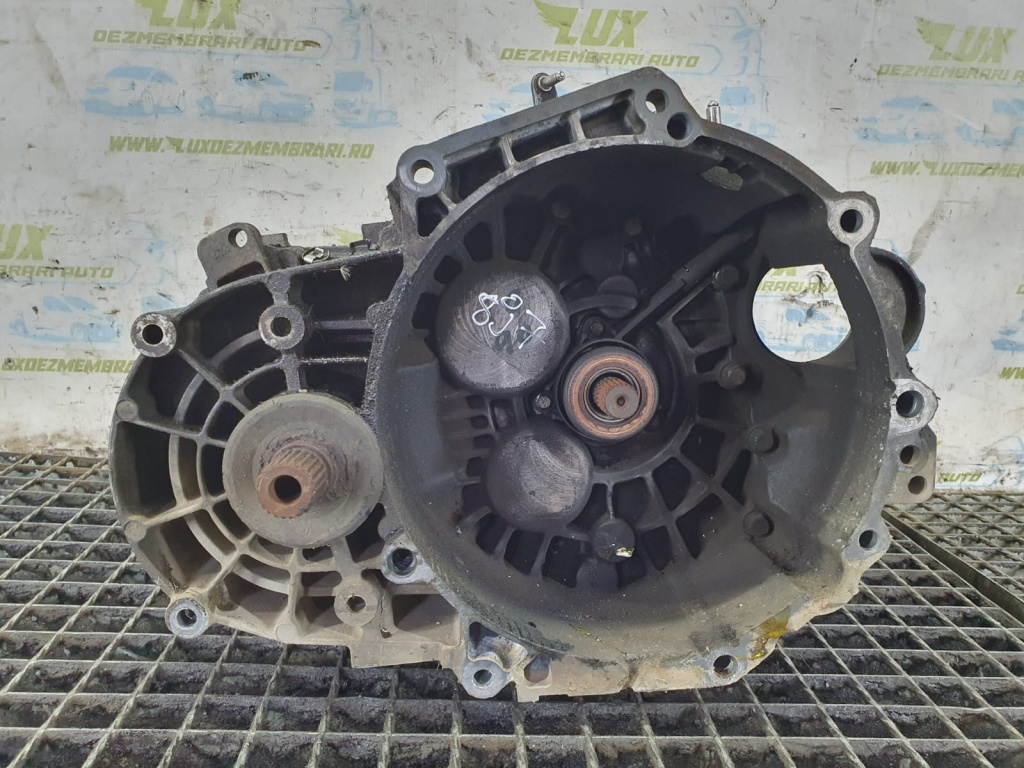 Cutie viteze manuala 6 trepte GRF 2.0 tdi Volkswagen VW Golf 5 [2003 - 2009] 2.0 tdi BKD