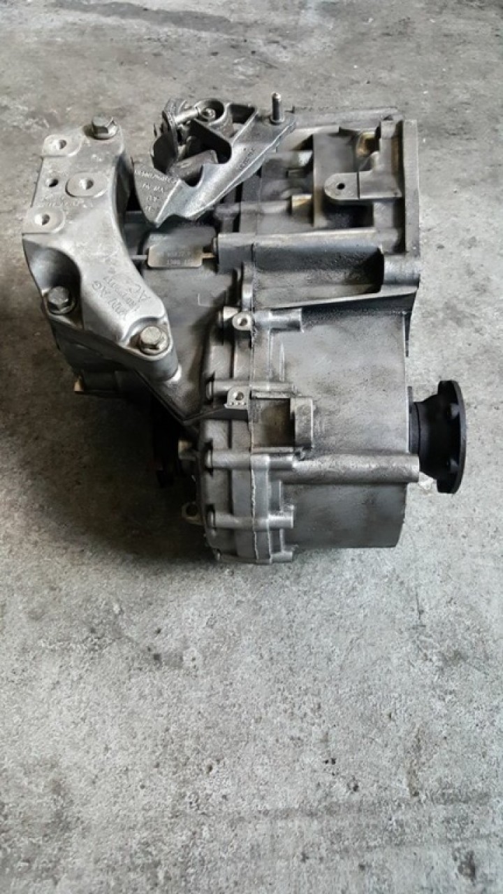 Cutie viteze manuala 6 trepte jma skoda octavia II 2.0 tdi 16v azv 136 cai