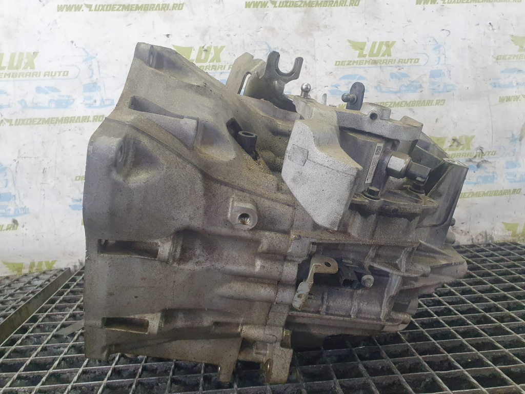 Cutie viteze manuala 6 trepte MMT6 b69r-7f096-ac 1.5 ecoboost Ford Kuga 2 [2013 - 2020] 1.5 ecoboost M8MD